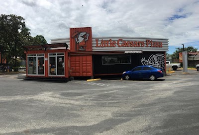 Little Caesars • Palermo - Restaurante en El Salvador