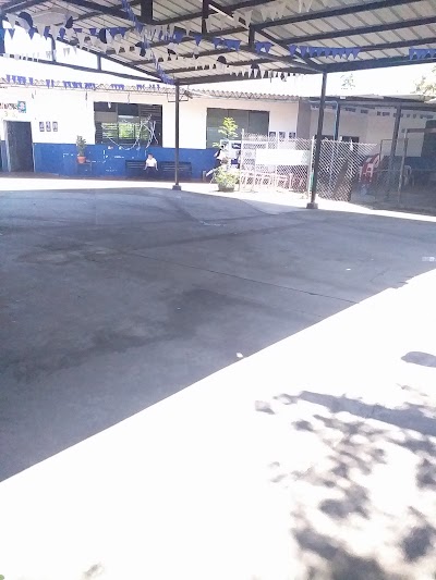 Centro Escolar Municipal Urb majucla - Centro educativo en El Salvador