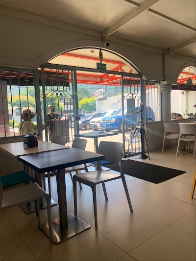 Puerto Marisco • Constitución - Restaurante en El Salvador