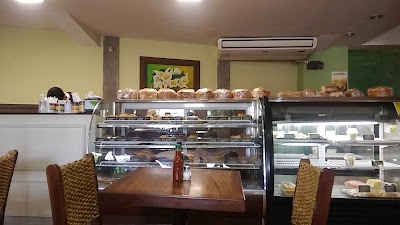 Típicos Margoth • Carretera al Puerto - Restaurante en El Salvador