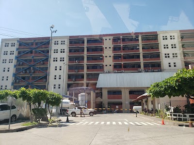 Hospital General ISSS - Centro de salud en El Salvador