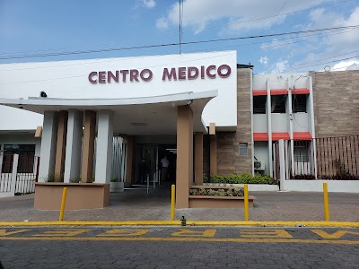 Centro Medico de Santa Ana - Centro de salud en El Salvador