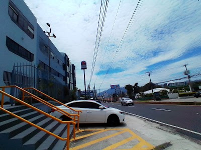 Plaza Villavicencio - Centro de salud en El Salvador