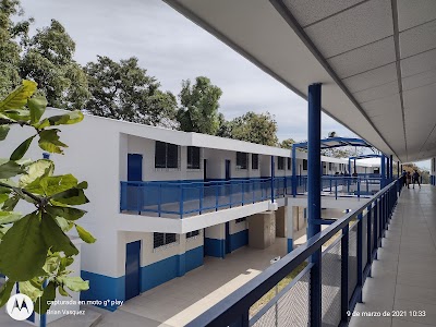 Centro Escolar "Alberto Masferrer" - Centro educativo en El Salvador