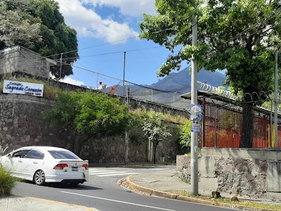 Colegio Sagrado Corazón - Centro educativo en El Salvador