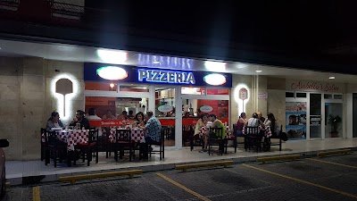 La Clásica • Escalón - Restaurante en El Salvador