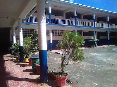 Centro Escolar "Presbítero Fernando H. San Germán" - Centro educativo en El Salvador